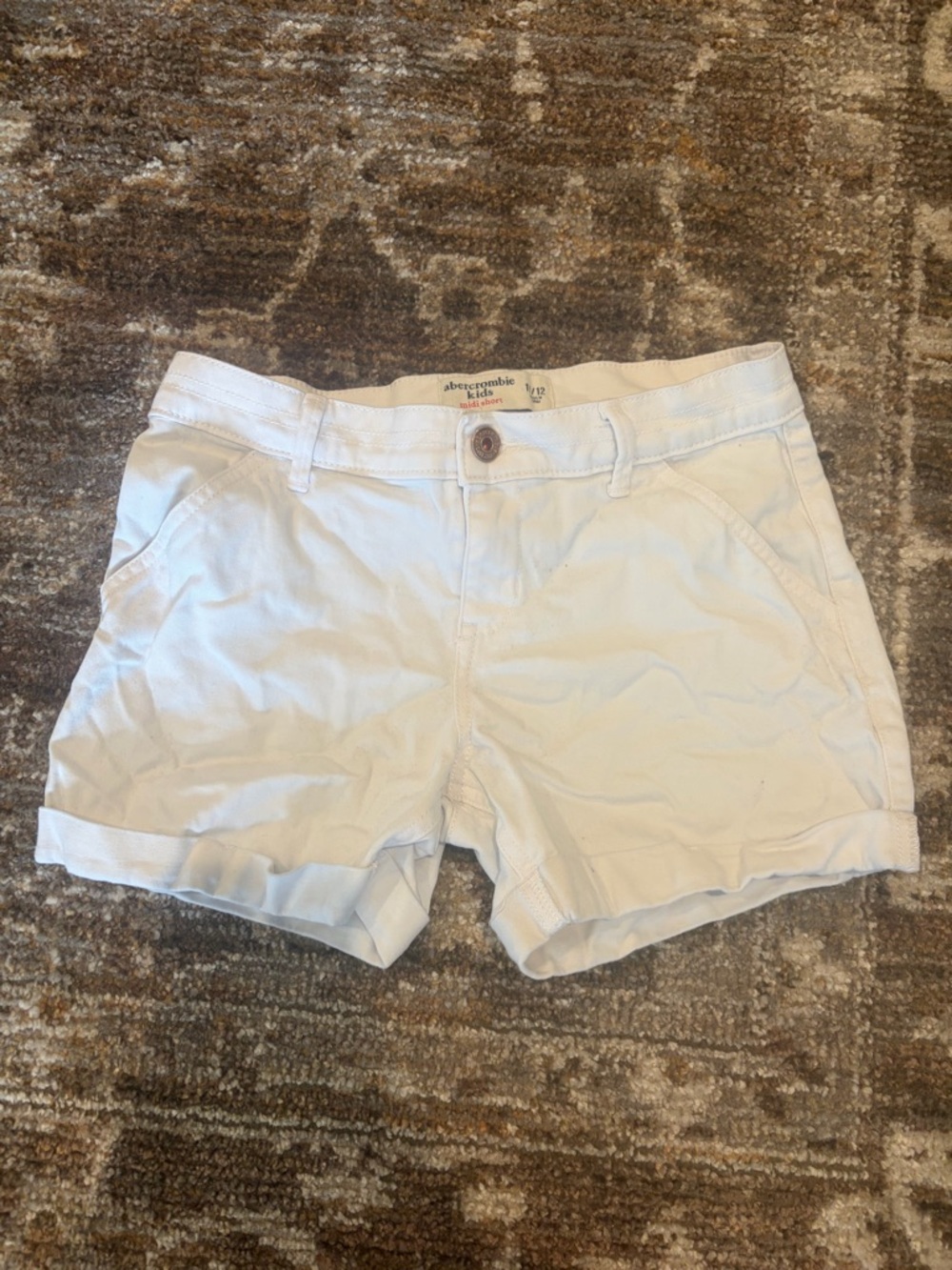 abercrombie kids White Midi Shorts size 11/12